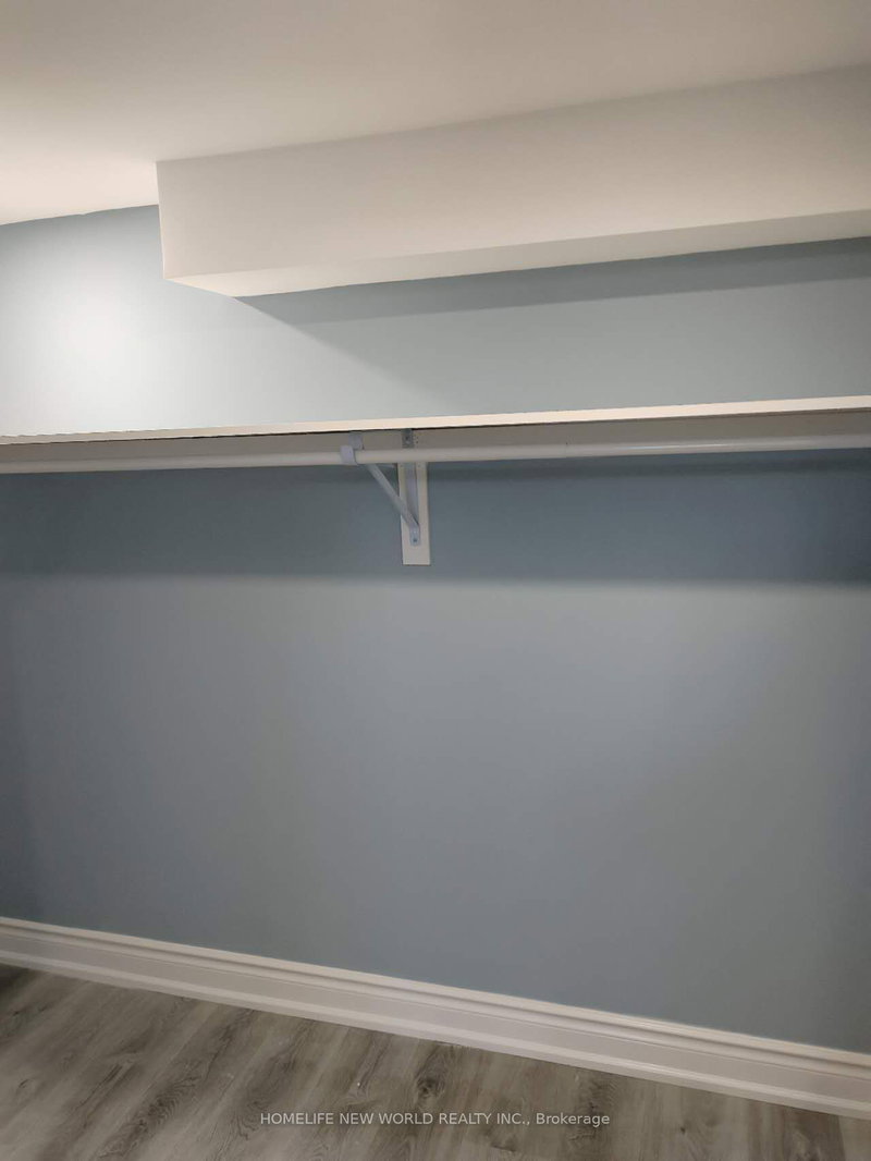 44 Whippletree Dr, East Gwillimbury, L9N 0X1 | Image 3