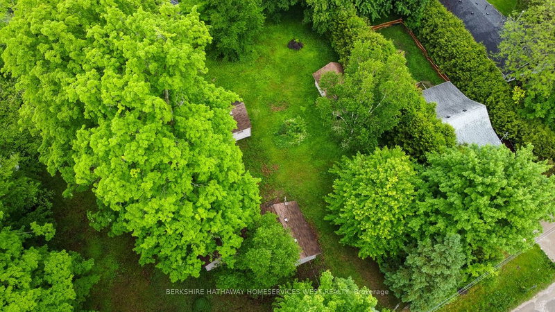 720 Hastings Ave, Innisfil, L9S 1Z3 | Image 3