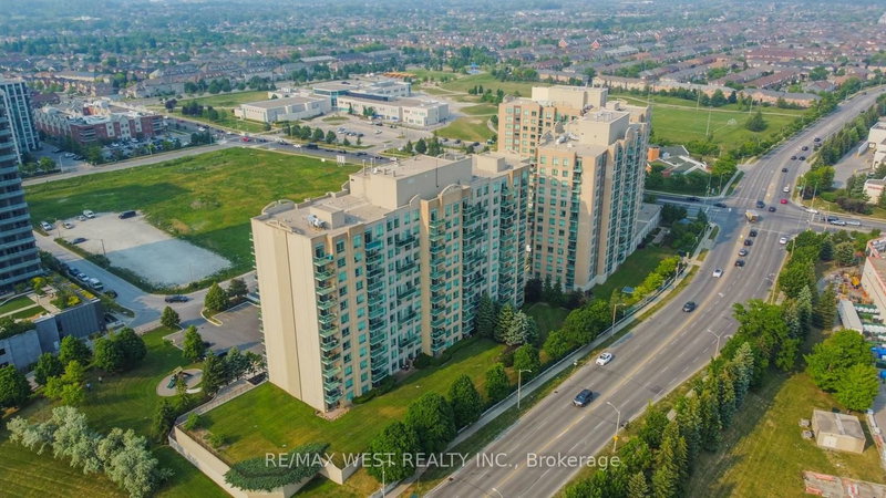 Lph19 - 39 Oneida Cres, Richmond Hill, L4B 4T9 | Image 3