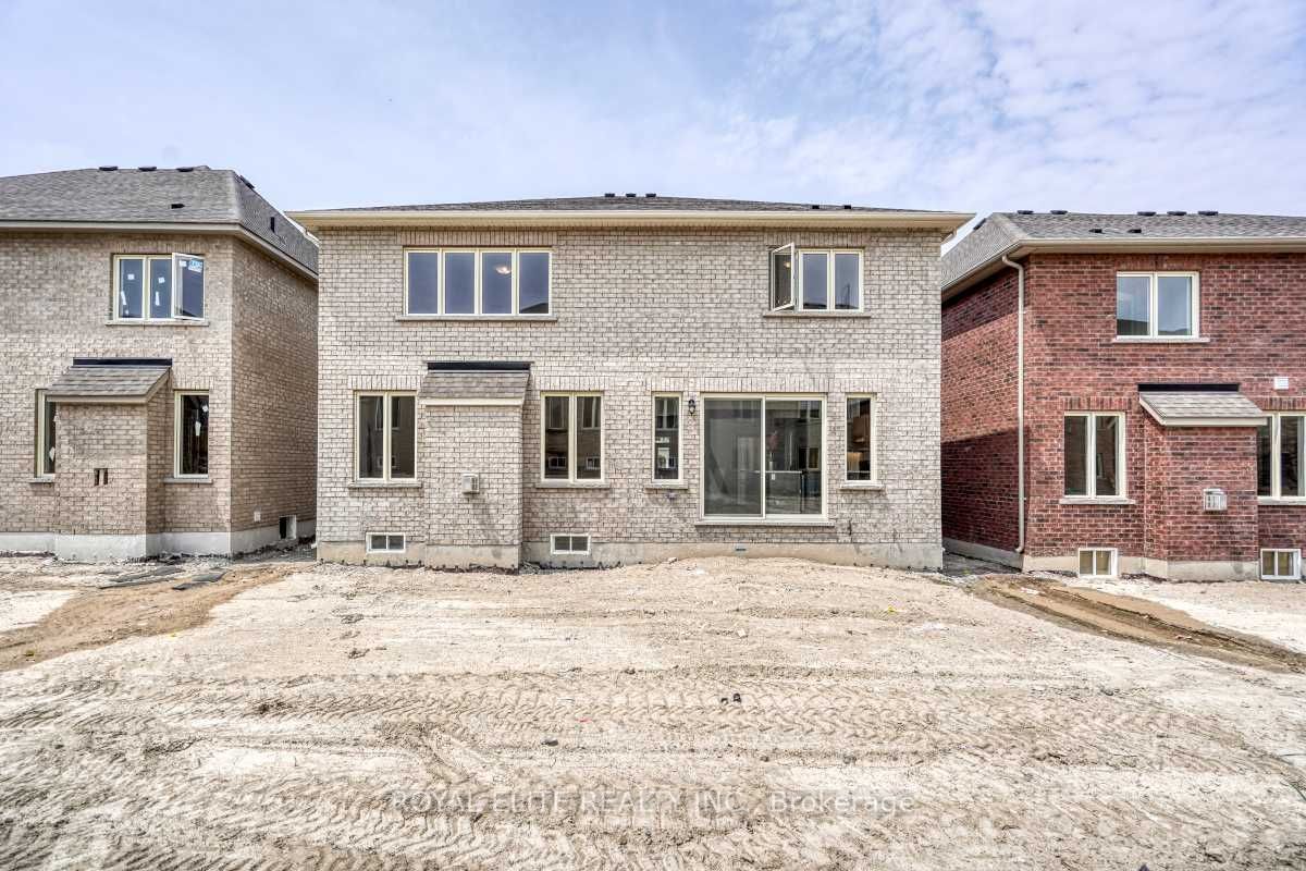Listing Image 40