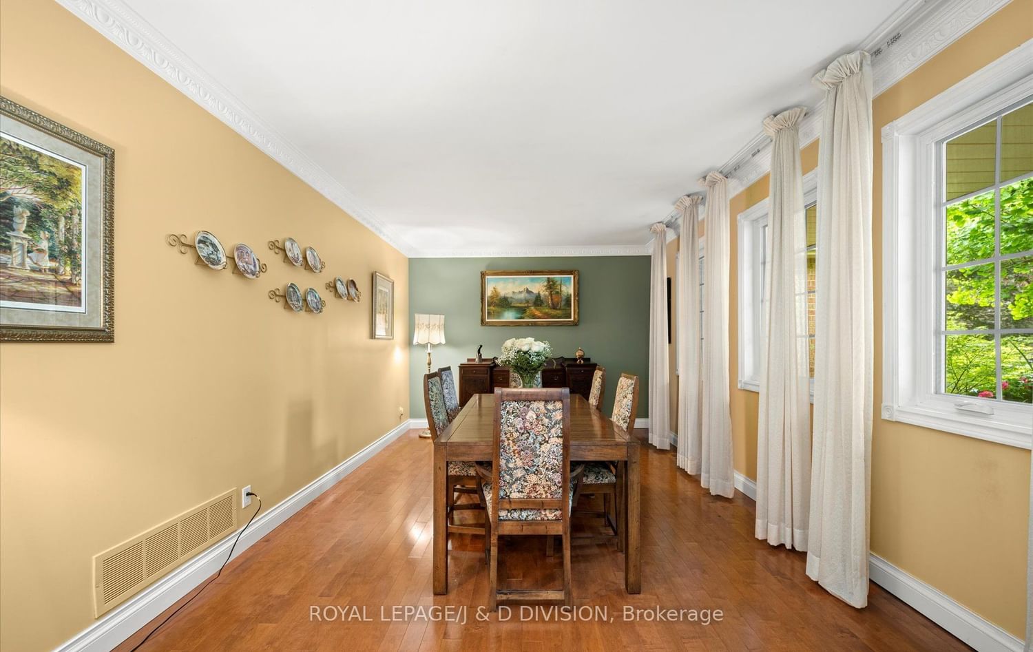 Listing Image 22