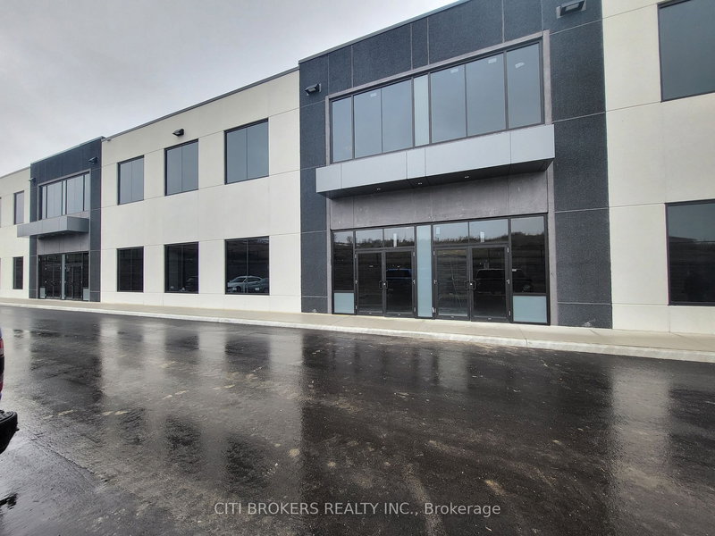 17 - 45 Eric T Smith Way, Aurora, L4G 7C6 | Image 2