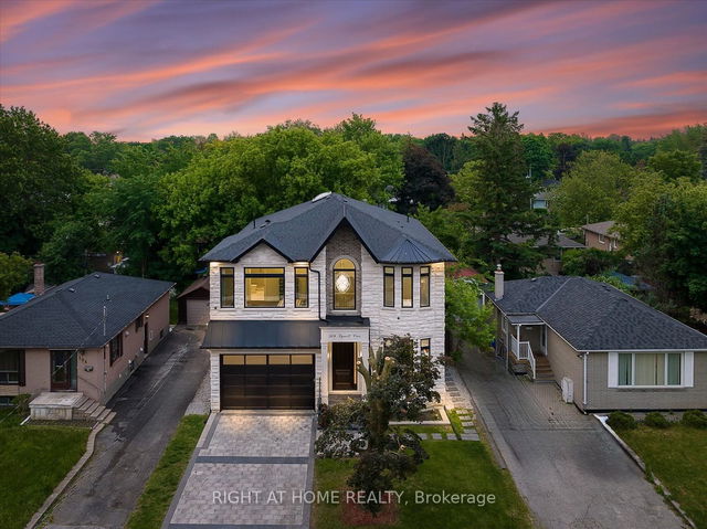 508 Lynett Crescent