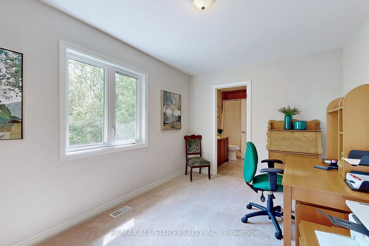 Listing Image 18