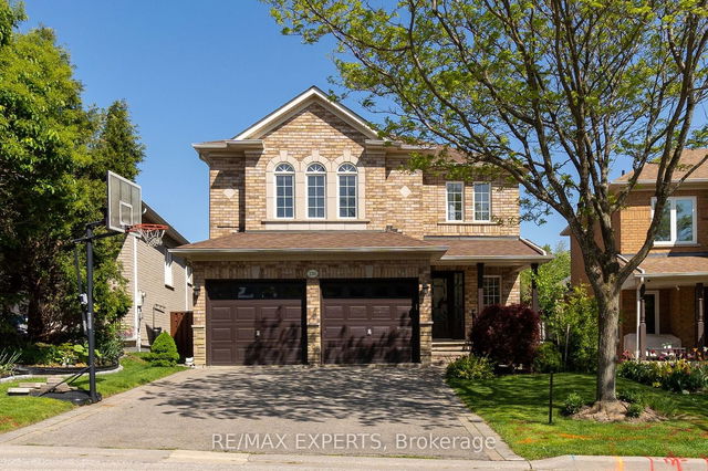 216 REGENCY VIEW Heights