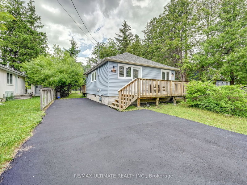 79 De La Salle Blvd, Georgina, L0E 1L0 | Image 2