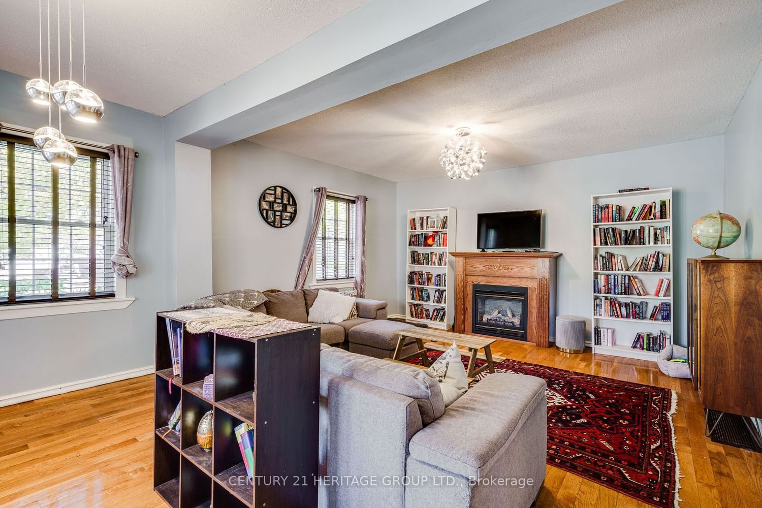 Listing Image 7