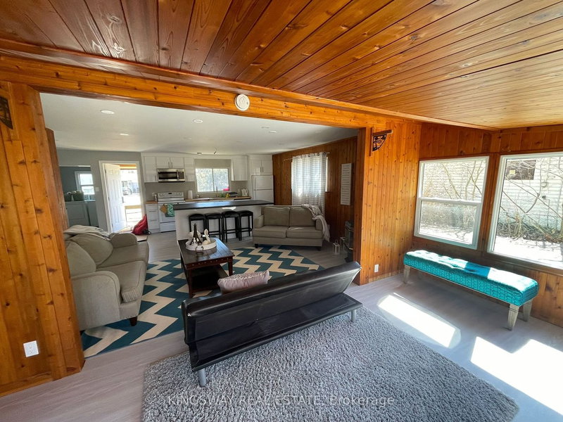 2038 St Johns Rd, Innisfil, L9S 1V4 | Image 3