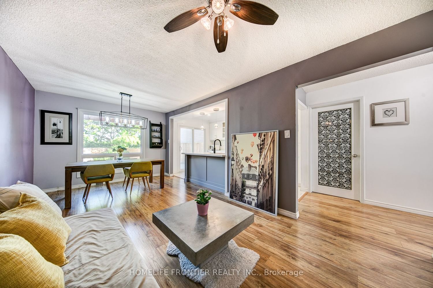 Listing Image 7