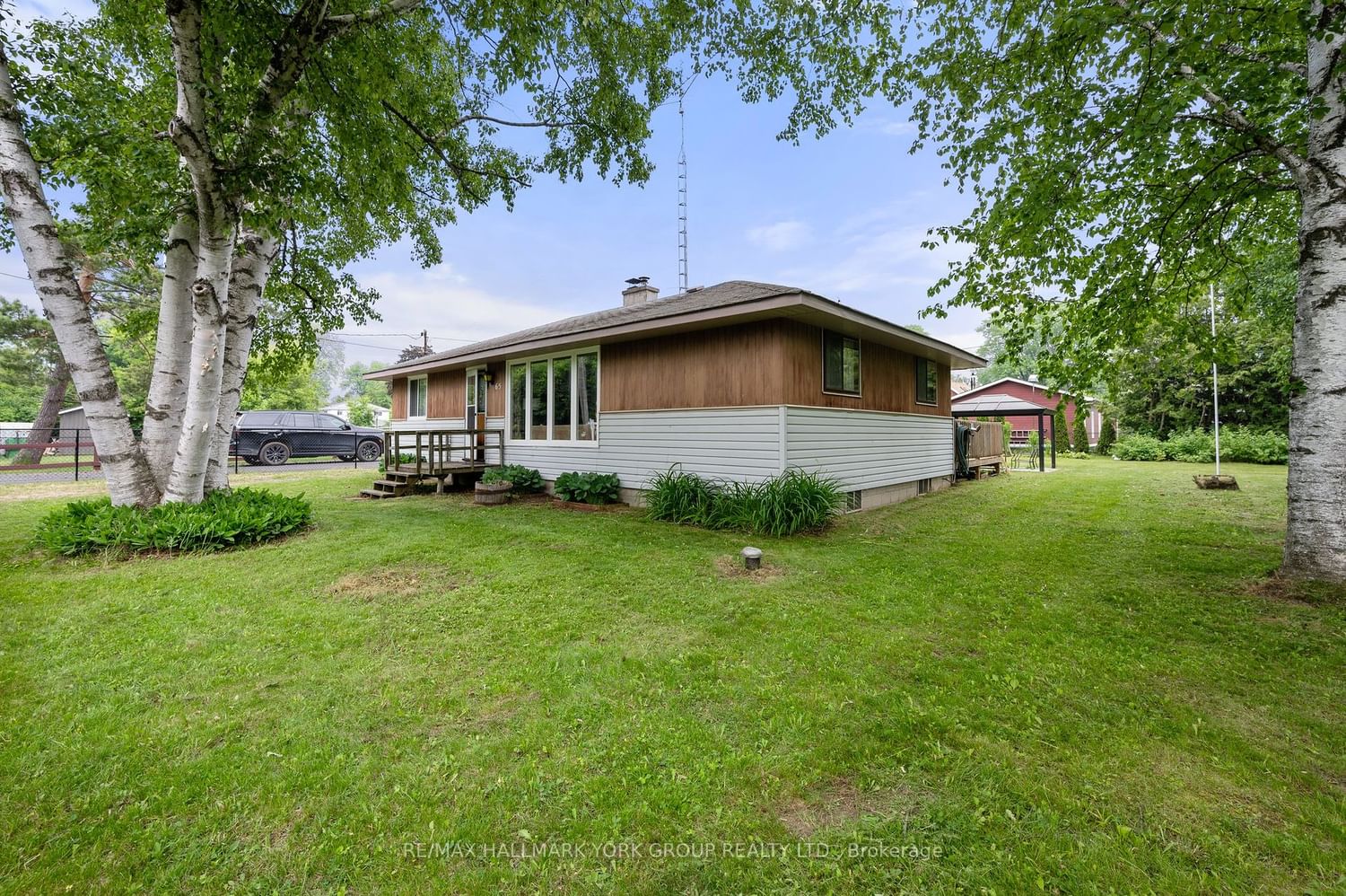 Listing Image 7