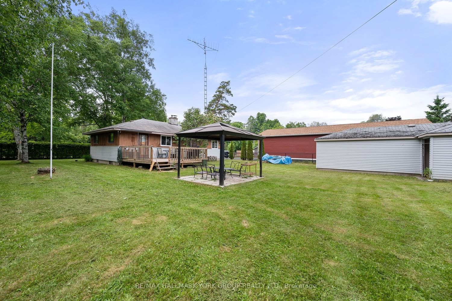 Listing Image 8