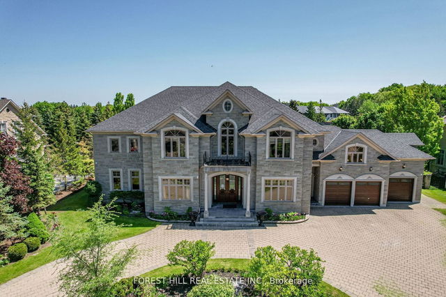 15 Muzich Place