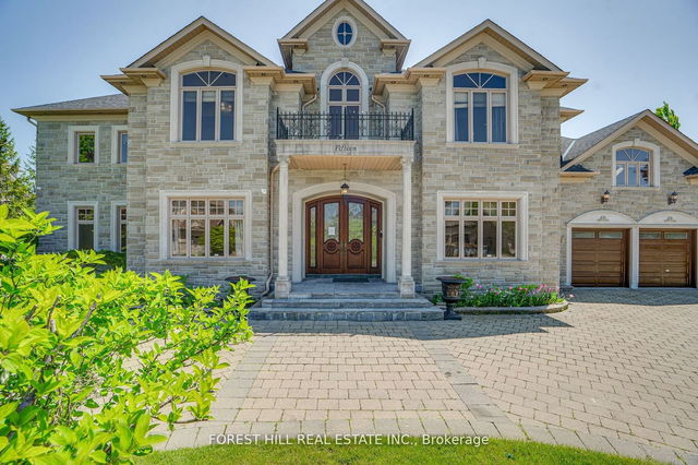 15 Muzich Place