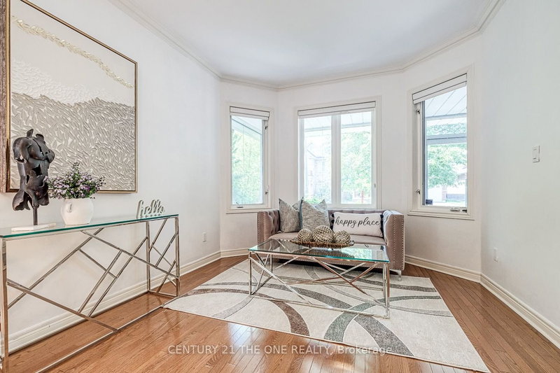45 Abilene Crt, Richmond Hill, L4C 0S6 | Image 2