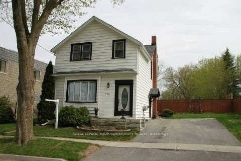 416 Simcoe St, Newmarket, L3Y 2M3 | Image 2