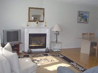 50 Rathfon Cres, Richmond Hill, L4C5B7 | Image 2