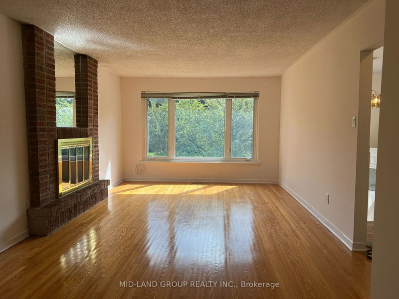 18 Emily Carr St, Markham, L3R 2K4 | Image 3