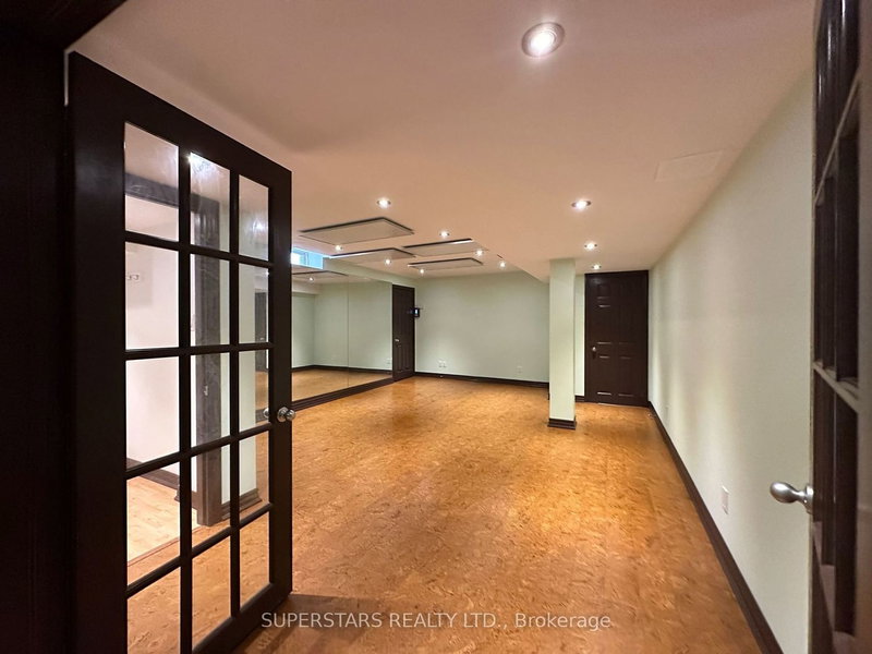 742 Hammersly Blvd, Markham, L6E 2B2 | Image 3