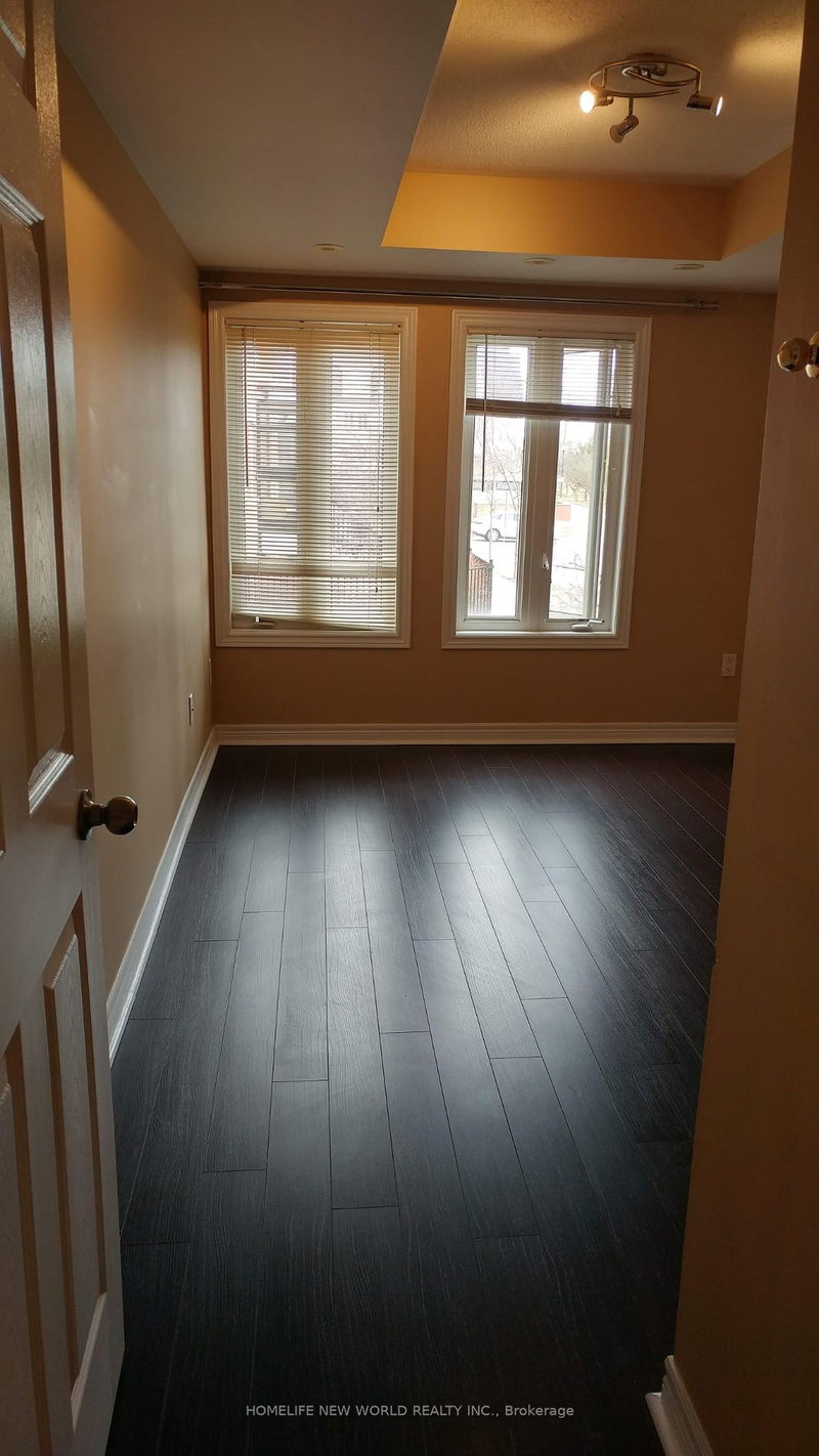 292 - 306 John St, Markham, L3T 0A7 | Image 2