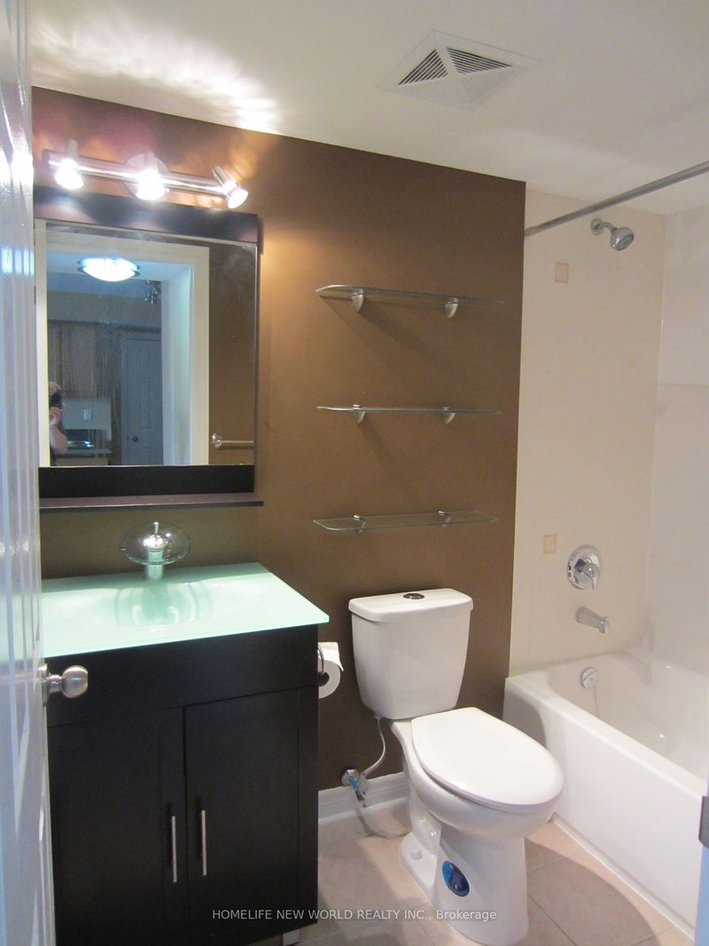 292 - 306 John St, Markham, L3T 0A7 | Image 3