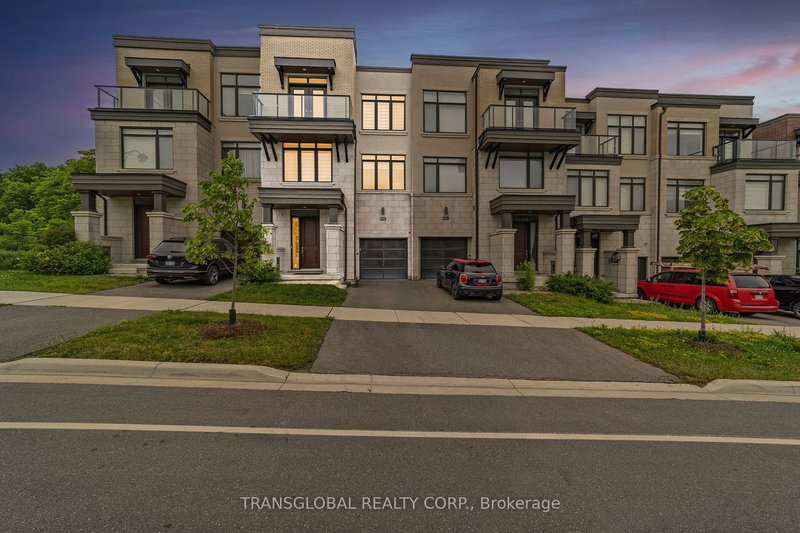 604 Marc Santi Blvd, Vaughan, L6A 4Z8 | Image 2