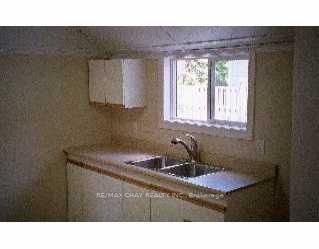 696 Hastings Ave, Innisfil, L9S 1Z3 | Image 2