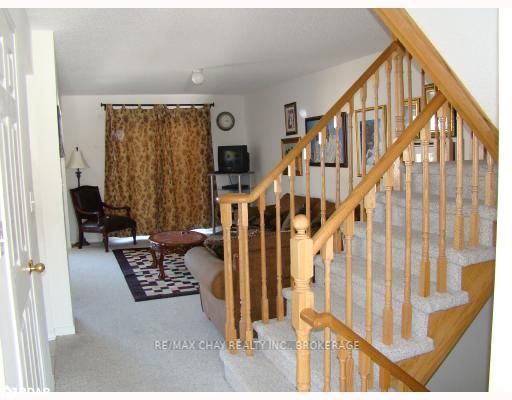 1410 Forest St, Innisfil, L9S 4Y4 | Image 2