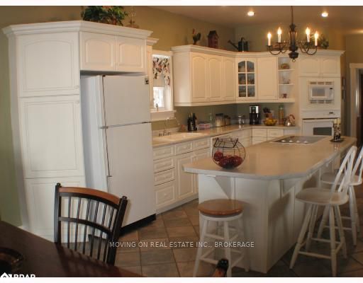 207 Barrie St, Essa, L0L 2N0 | Image 3