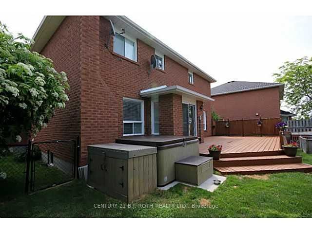 Listing Image 7