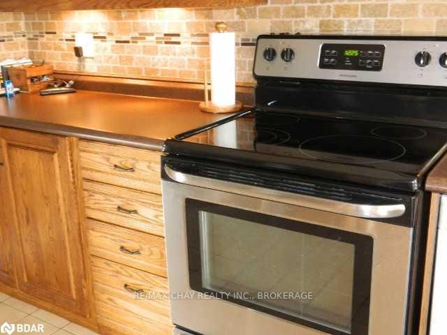 2032 Chantler St, Innisfil, L9S 1B5 | Image 3