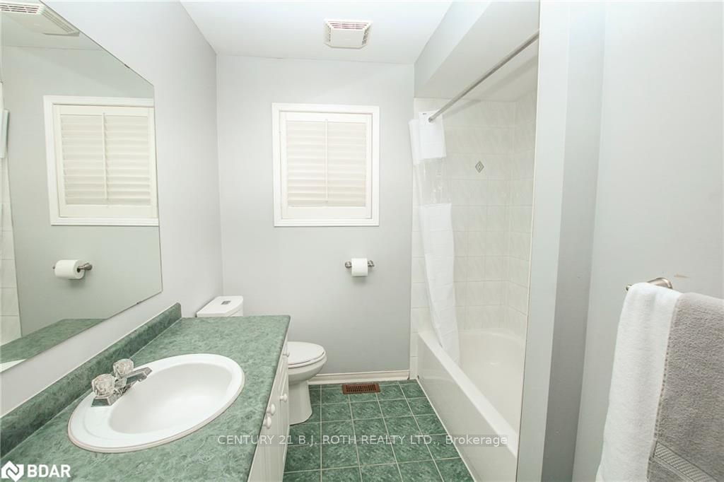 Listing Image 22