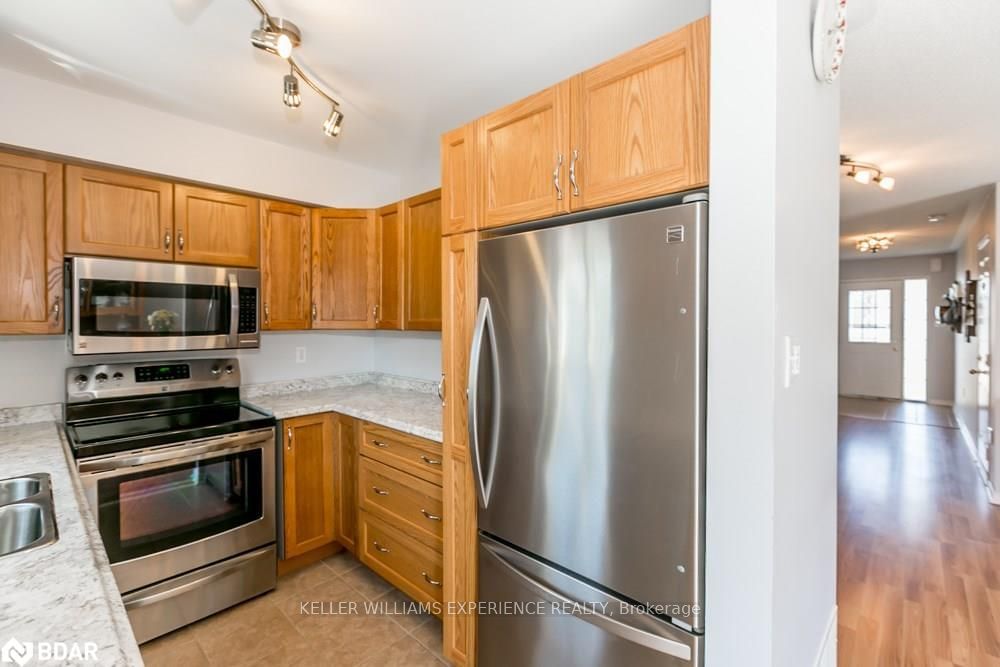 Listing Image 20