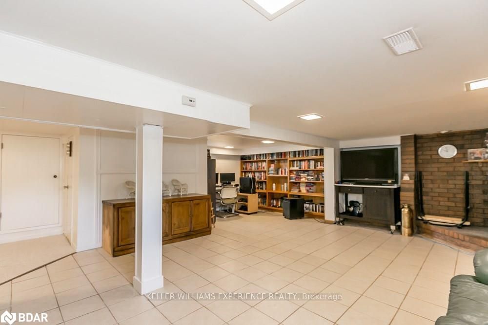 Listing Image 35