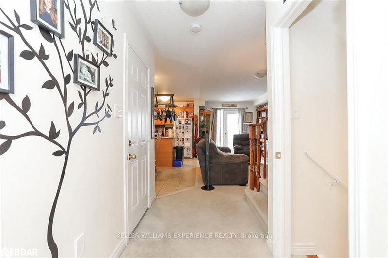 18 Admiral Cres, Essa, L0M 1B4 | Image 3