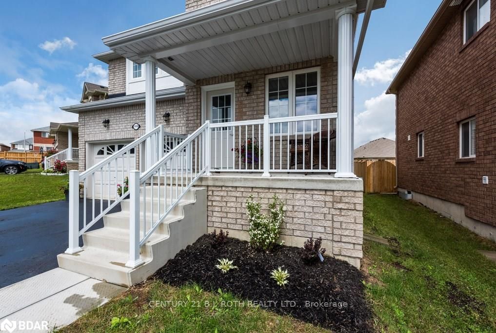 Listing photo 3