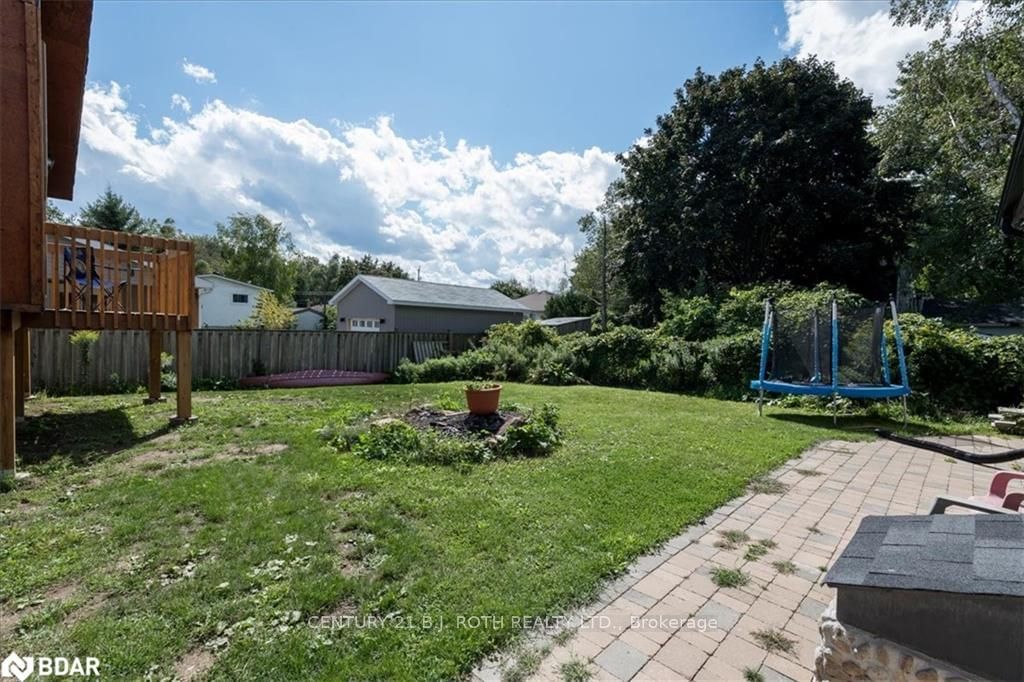 Listing Image 18