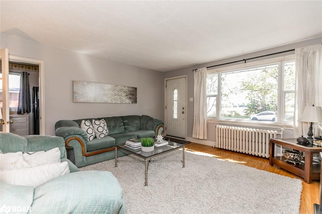 Listing Image 7