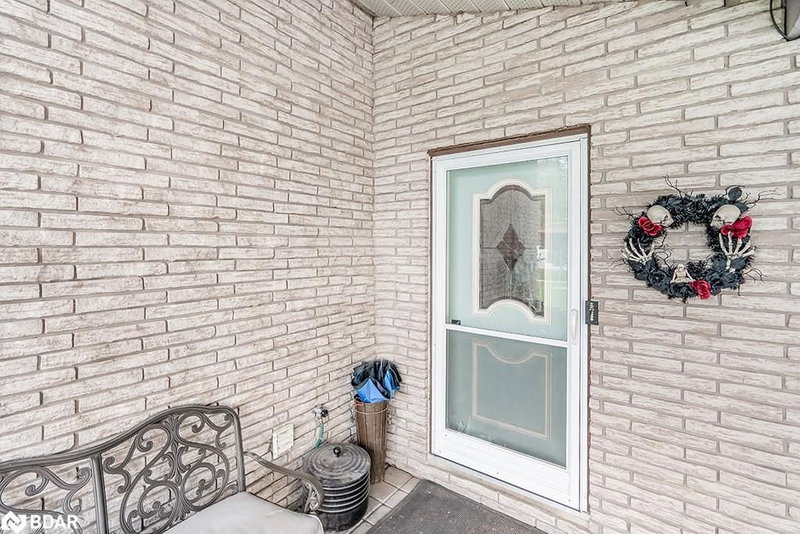 2263 25th Sdrd, Innisfil, L9S 2E5 | Image 2