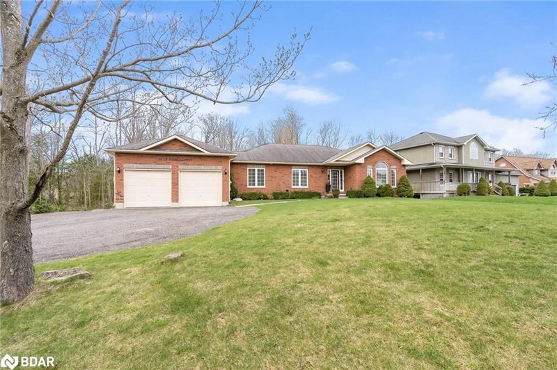 3618 LINDA St, Innisfil, L9S 2L2 | Image 3