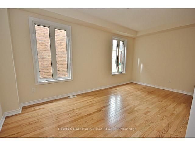 2179 Dawson Cres, Innisfil, L9S 0H1 | Image 3