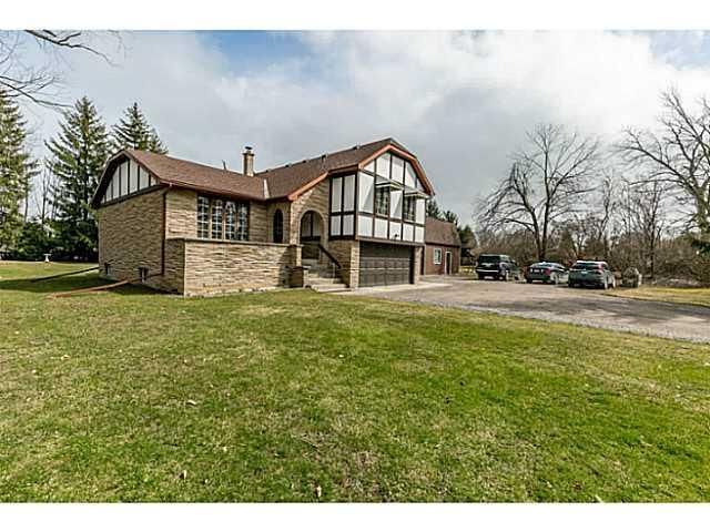 5837 Yonge St, Innisfil, L0L 1K0 | Image 3