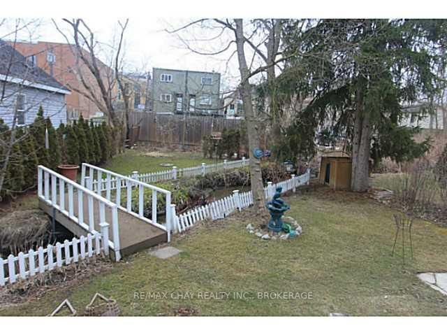 83 Temperance St, Aurora, L4G 2R1 | Image 2