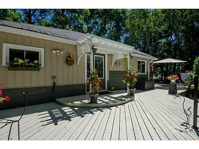 3909 Richview Rd, Innisfil, L9S 2L7 | Image 2