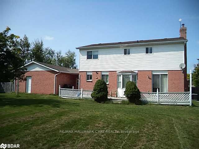 2151 Hughes Dr, Innisfil, L0L 1R0 | Image 3