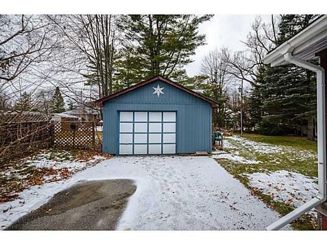 920 Barry Ave, Innisfil, L0L 1W0 | Image 3