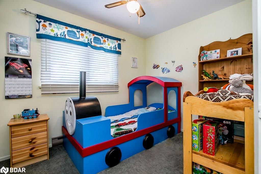Listing Image 7