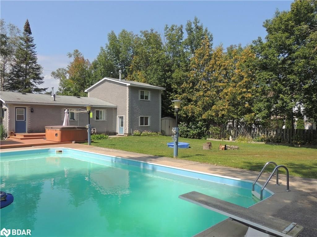 Listing Image 7