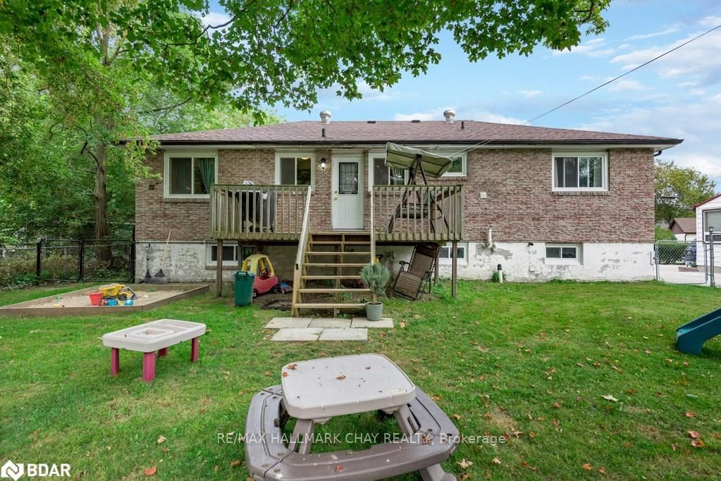 Listing Image 18