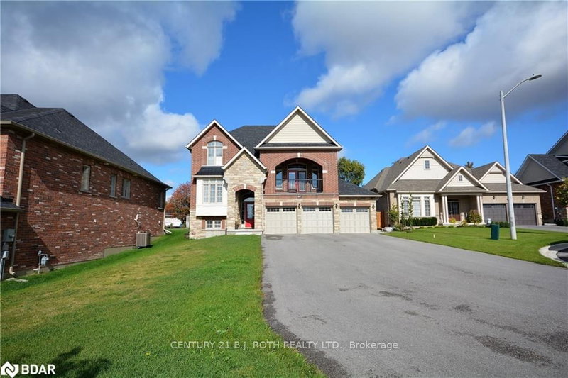 44 Philson Crt, Innisfil, L0L 1L0 | Image 2