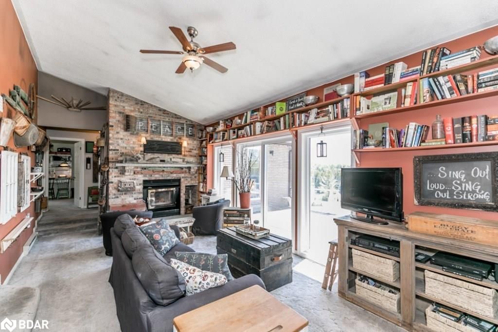 Listing Image 7
